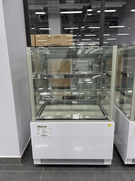 Tủ trưng bày bánh Turbo Air TBP900-2L - Ảnh 3