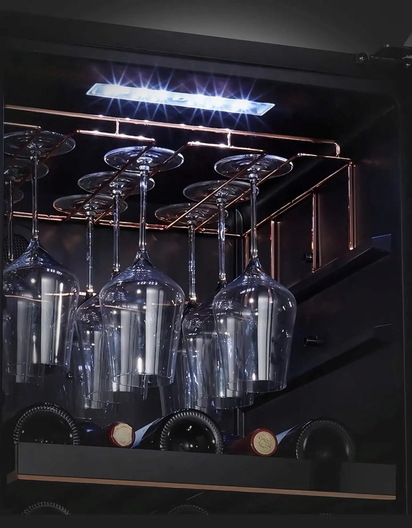 Tủ Bảo Quản Rượu Vang 168 Chai Kính Tràn Viền Vinocave CWC-168A - Ảnh 3