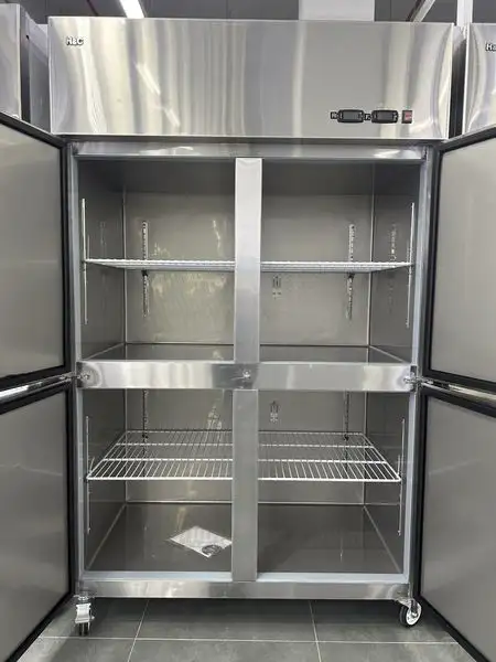 Tủ Mát 4 Cánh Inox H&C CB1.0L4AR - Ảnh 3