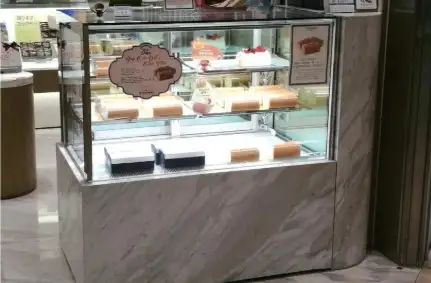 Tủ trưng bày bánh Hisakage DCL-150